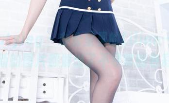 Beautyleg - 办公室里的Lilian——每张新的图片都划出了不寻常的色彩。