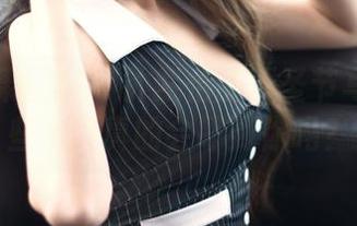 GIRLT果团网 - 钟紫怡的万圣节写真：这些鬼怪真的会吓到你吗？