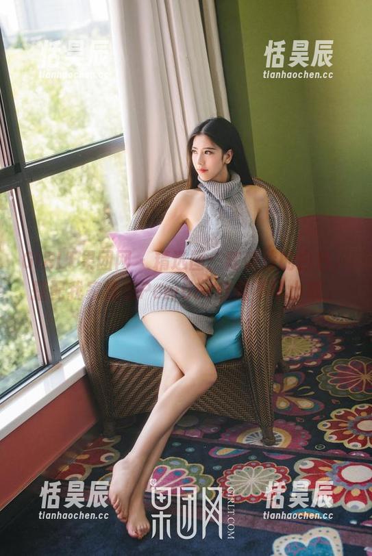 GIRLT果团网-陈诗诗 GIRLT果团网 - 精选图:陈诗诗的白色,搭配我家洗衣Powder收益不可小觑。