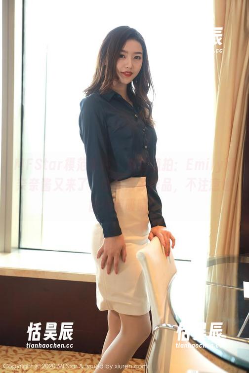 MFStar模范学院 - 海边随拍：Emily顾奈奈酱又来了，图库最新作品，不注意也能悄悄吸睛！