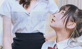 MTYH喵糖映画 - 看呐！最新图库里的海边“蠢沫沫”，突然想去捡贝壳。