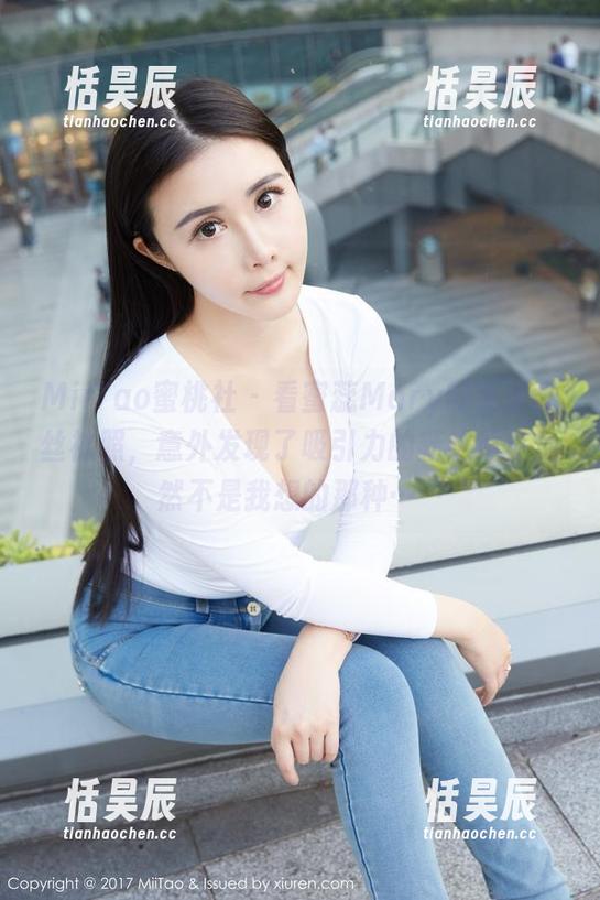 MiiTao蜜桃社-蜜蕊Mary MiiTao蜜桃社 - 看蜜蕊Mary的无圣光丝袜照,意外发现了吸引力的新维度,竟然不是我想的那种……