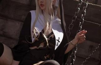 吊带袜1.0，NinJa阿寨寨到底在讲什么？快来下载一探究竟！