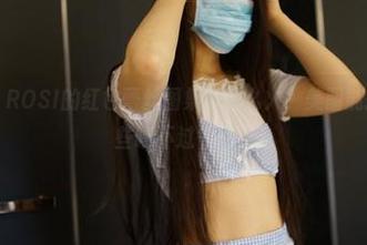 等等等等，ROSI的红色蕾丝图集发什么火？美图能把人看的有些喘不过气来。