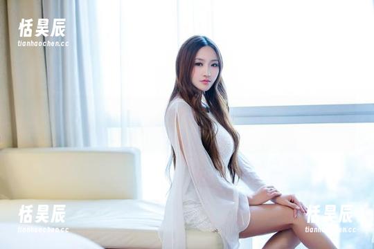 TuiGirl推女郎 - 嘘，最新的梁棋棋短裙原图，轻轻一瞥，心里默默咕哝一句“这搭配也太巧妙了吧”。