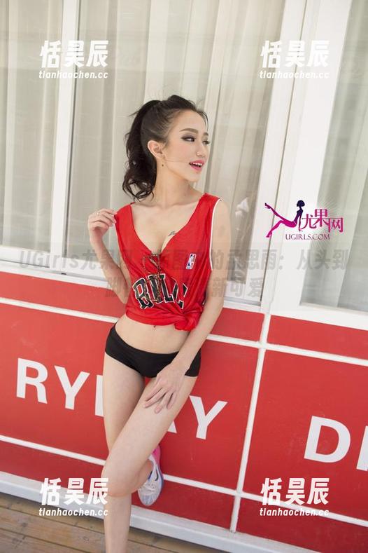 UGirls尤果网-孟思雨 UGirls尤果网 - 原图中的孟思雨:从头到脚都是私房清新可爱