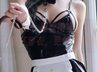 Xiuren秀人网 - 黑丝图集——Carol周妍希不只是在穿衣，更像是在画风景。
