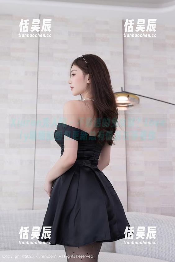 Xiuren秀人网 - 不靠谱的兔女郎？Lovely璐璐的图包更新总有惊喜在等着你