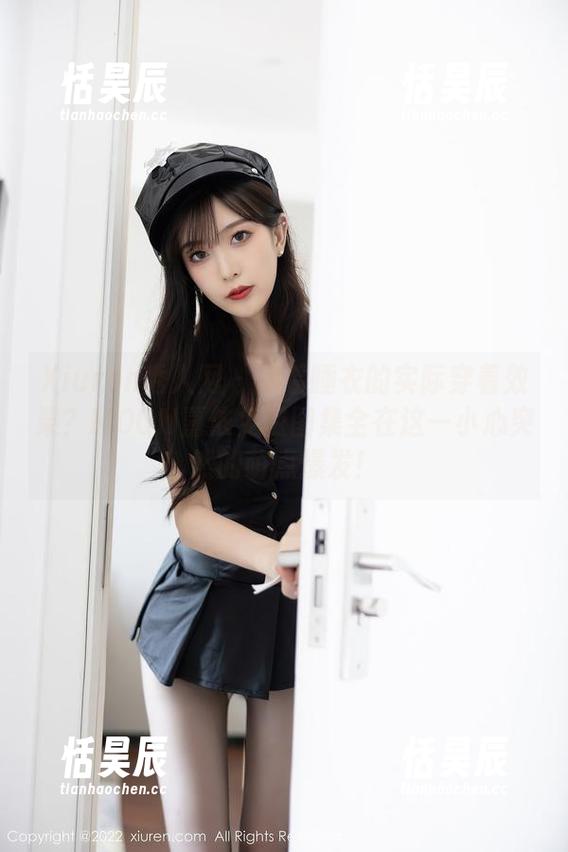 Xiuren秀人网 - 想看睡衣的实际穿着效果？MOON嘉依免费图集全在这—小心突然的萌点爆发！
