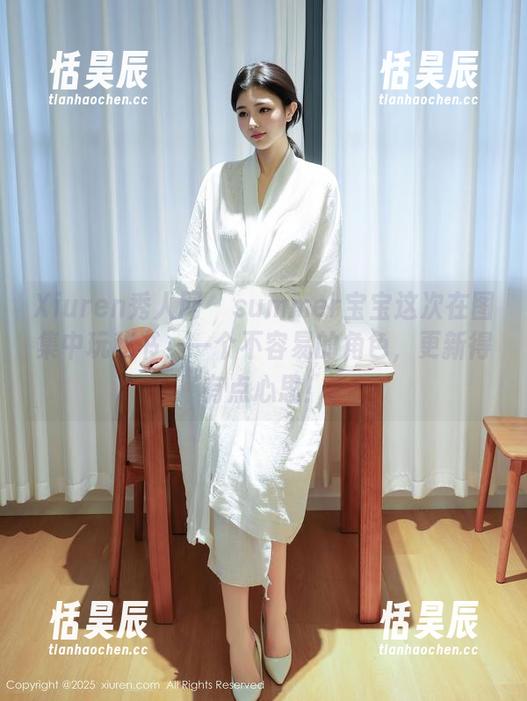 Xiuren秀人网 - summer宝宝这次在图集中玩秘书，一个不容易的角色，更新得有点心思！