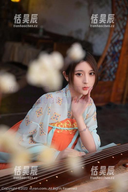 Xiuren秀人网 - 无圣光下，伊思思niko的美足图包也许真能闪瞎你的眼。