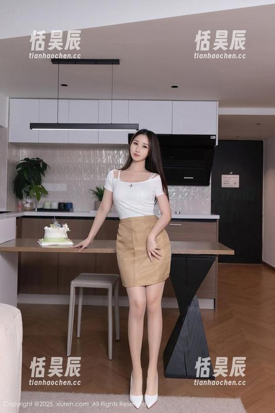 Xiuren秀人网 - 别慌！大橘BBKira的圣诞写真资源来报到，囧事一箩筐！