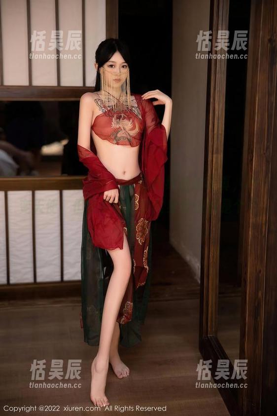 Xiuren秀人网-小兔纯纯 Xiuren秀人网 - 小兔纯纯最新写真,秒变天使,但果然她的真实身份依旧是个不乖小妞!