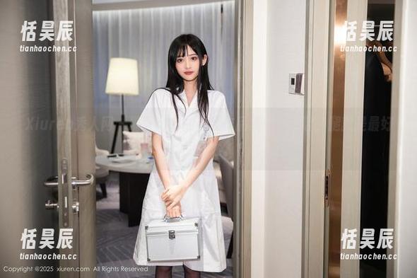 Xiuren秀人网 - 糖豆sisi的美腿作品集：不说话，腿就是最好的表达。