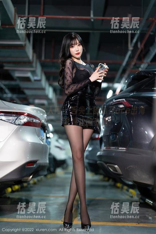 Xiuren秀人网 - 舌尖上的菊花ace出海记：一套海边的奇遇！