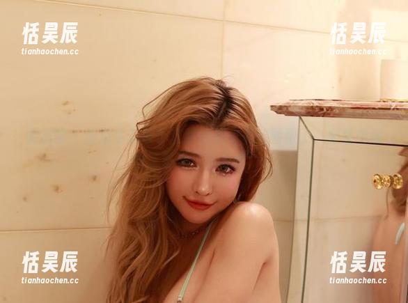 微密圈 - 然后你就被于芷晴的居家私拍圈粉了：随性中蕴含了些许“小心机”。