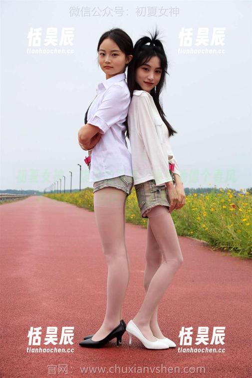 初夏女神-柒柒 初夏女神 - 柒柒的写真,温柔地像个春风,越看越想,后续怎么又不想停下来?
