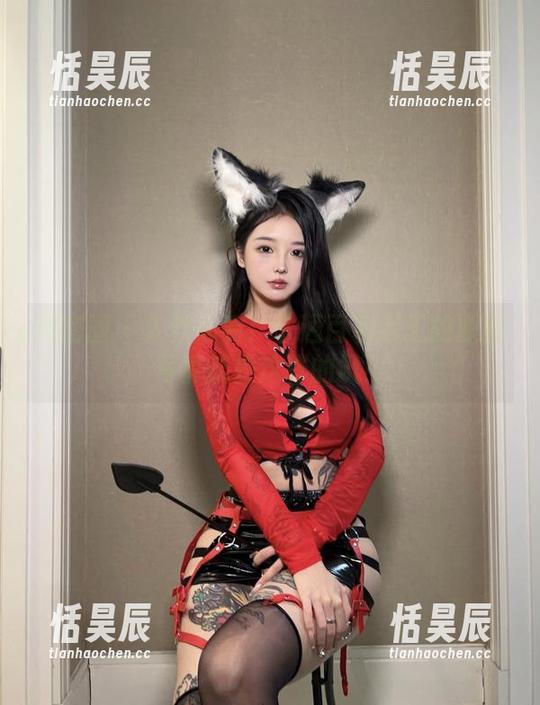 微密圈 - 入秋必看！卡通百科老王的原图写真就是这样的飒！