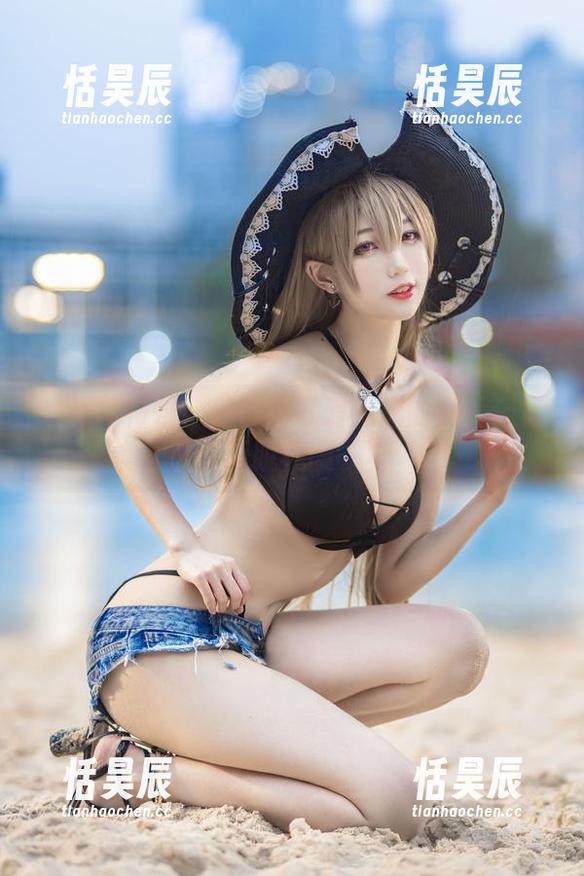 一周年特供！周叽是可爱兔兔的照片记忆与洒脱礼服一览