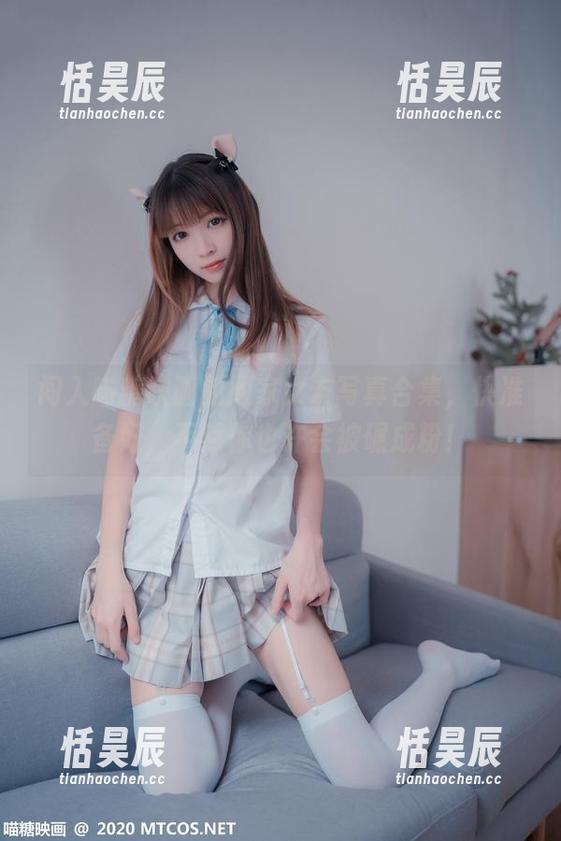 闯入喵糖映画的顾家女友写真合集，快准备好，不然你也许会被碾成粉！