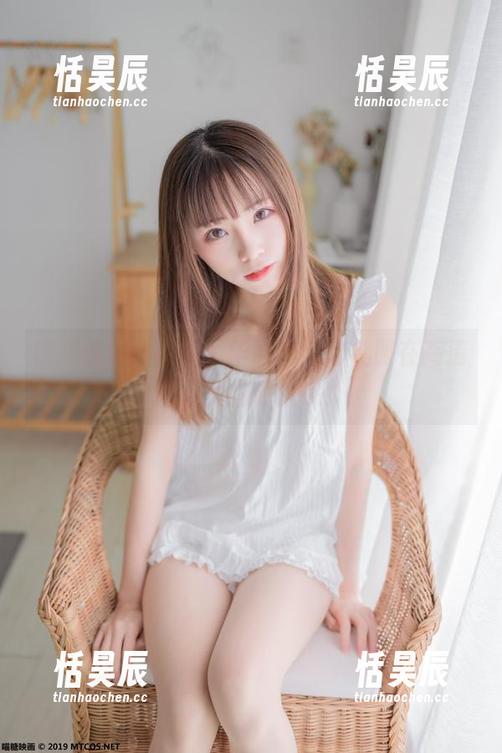 喵糖映画的贝法，华丽的红蓝礼服在高清壁纸里炫耀风采！