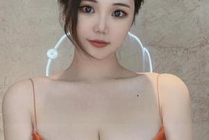 微密圈 - 安妮yoo在在线图集中，偷偷放了一张自拍，让你们决定哪个是她的“秘密”！