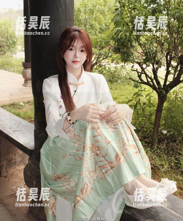 小众视觉-米拉 小众视觉 - 体操服上演的米拉,穿越美图和资源的界限,这一切都太迷了。