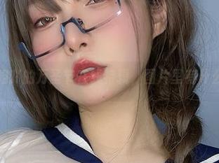 小泉学姐吖的万圣节在线特辑，图片里有什么惊喜？