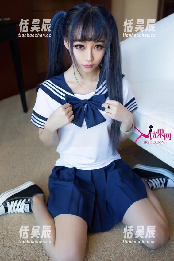 尤果网-杨果果 尤果网 - 杨果果的泳池写真集:水波荡漾,像她一样难以捉摸的高清激情。