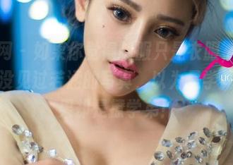 尤果网 - 如果你觉得制服只是衣服，那你真的没见过若涵的写真，以为是学霸，结果却是撩学弟！