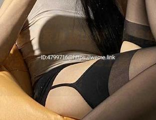 微密圈 - 与邻家小孩比拼，徐绾绾yyyy在无圣光条件下给圣诞送上最另类的写真秀！