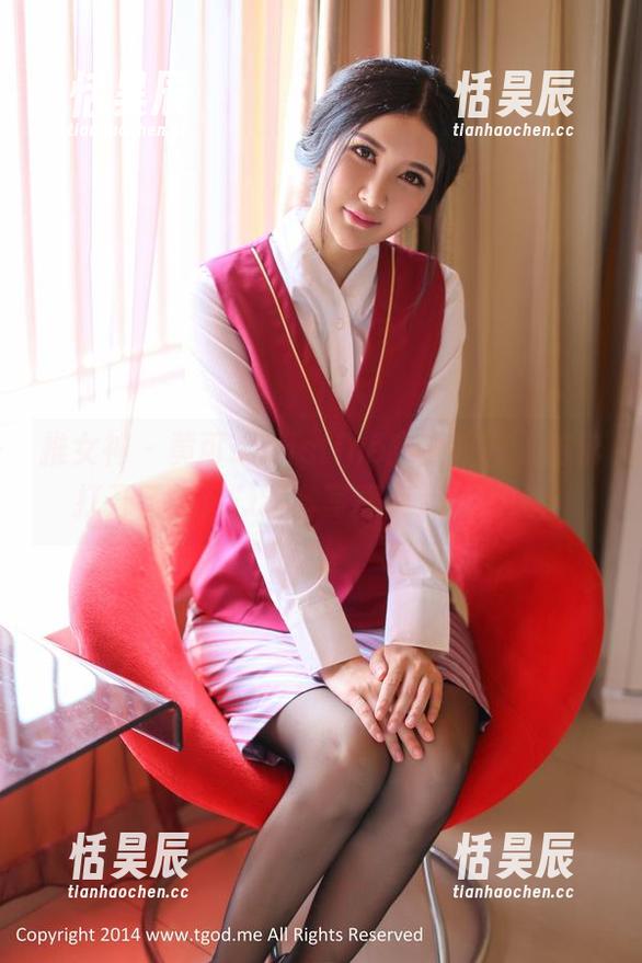 推女神 - 黄可christine穿上校服，彷佛打开了脑洞，这套写真有点搞怪哦！