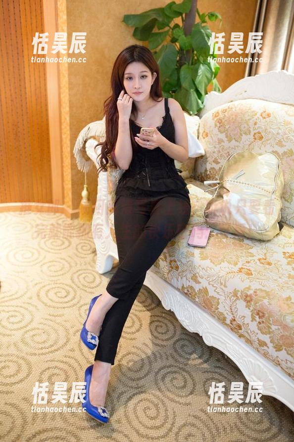推女郎 - 易阳高清写真上线，听说只要看完就能拥有人生的快乐密码：可爱！