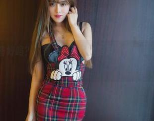 推女郎 - 准备好吗？下载王李丹尼的美足写真集，走出你的舒适区！