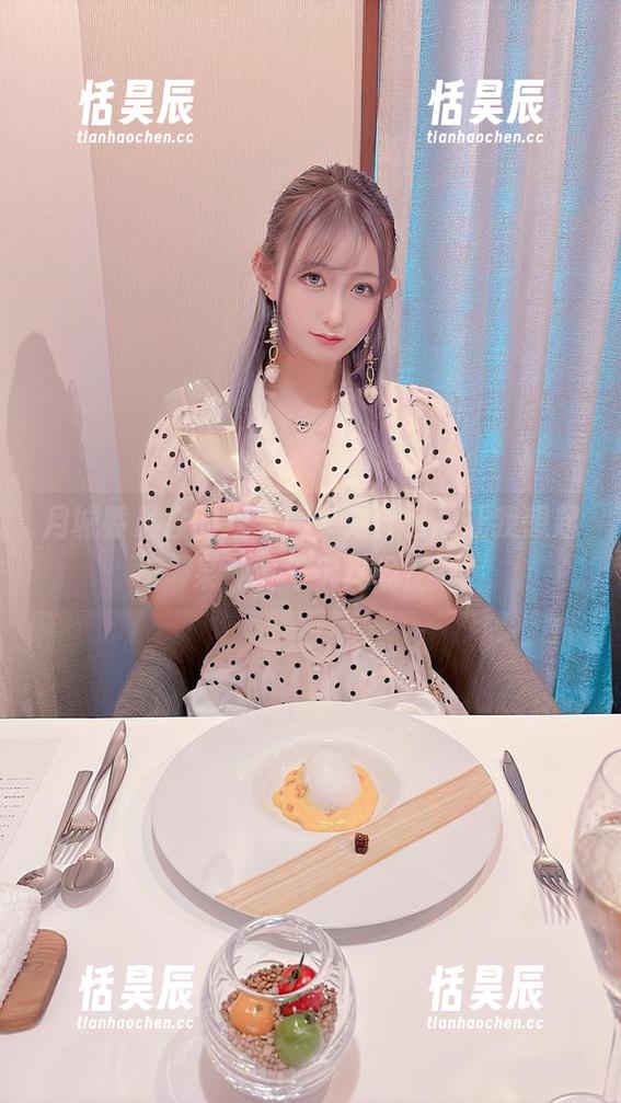 月城委员会的双马尾，为什么总让我想起某种童年玩具呢？