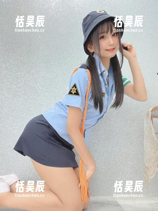 柳丸 滑稽的体操服,柳丸的免费照片真让人忍俊不禁!