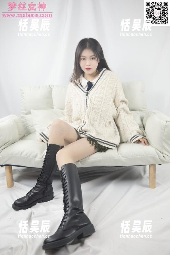 梦丝女神 - 璇璇的短裤，不看不会知道有多无圣光的写真！