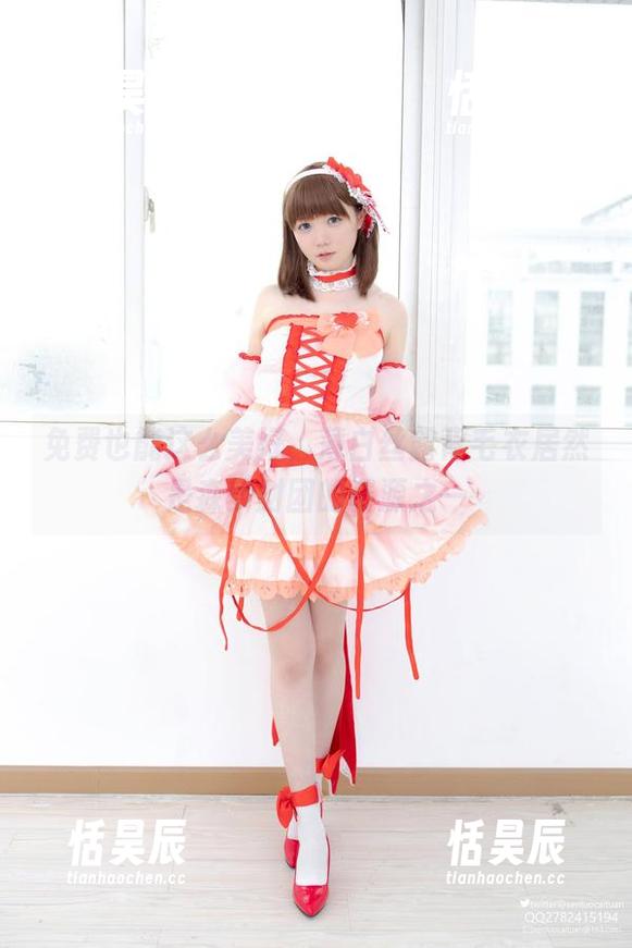 森萝财团 免费也能这么美好,薄白丝露背毛衣居然是森萝财团的资源之一