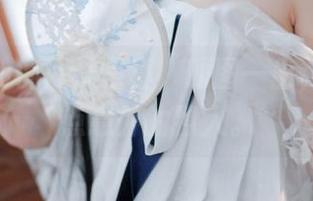樱落酱w的网袜写真，原图一出，似乎有点意外的撩人。