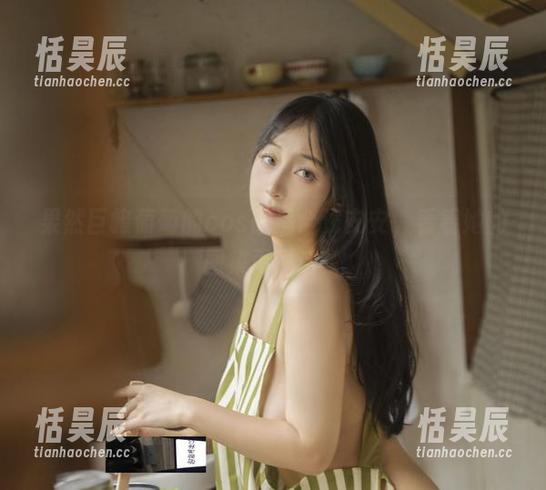 果然巨峰葡萄的cos最适合浅安安，看看她的图集再说话！