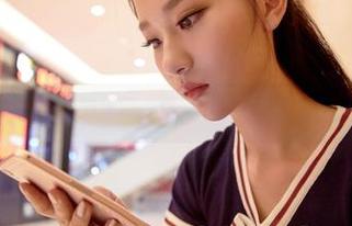 爱丝 - 教室里的佳慧，作品可带走吗？快来下载！
