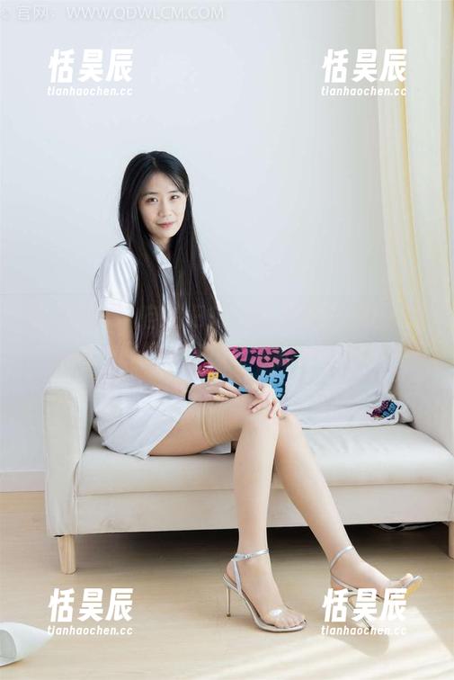 物恋传媒 - 自拍归来，图库高清到让人想咬一口的小谷，你准备好了吗？