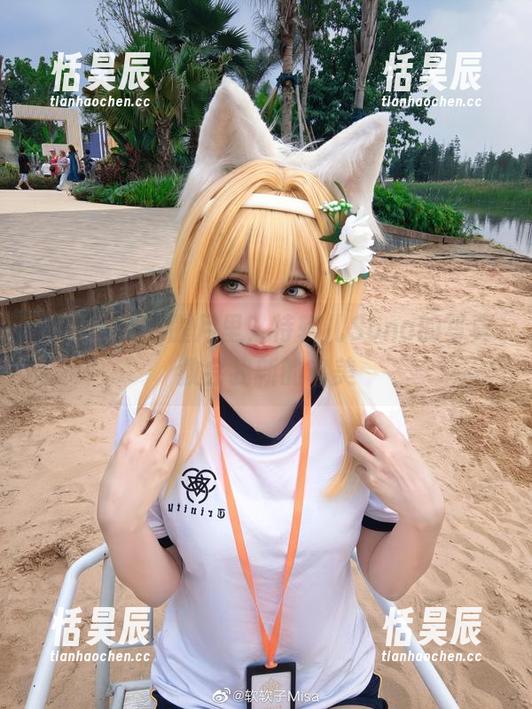不可思议的腥月里，特软儿Sona的写真教会我新的审美