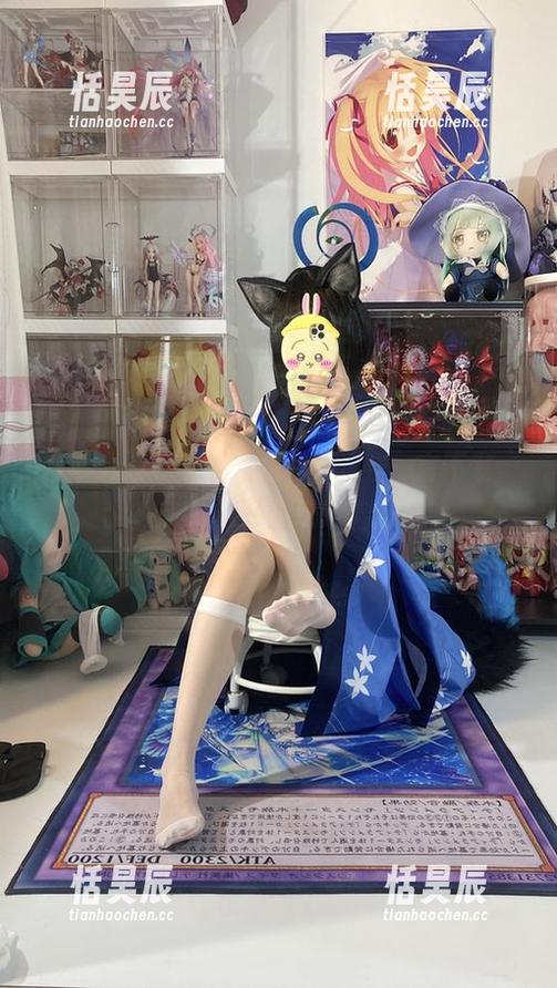 白栎Shirly的作品图库：瑕疵一言不发，蝶舞轻盈走起！
