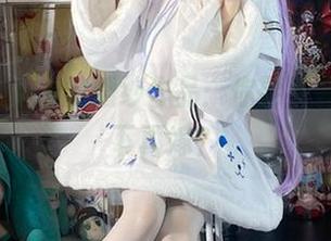 白栎Shirly的婚纱作品：你要不要考虑一下再嫁？