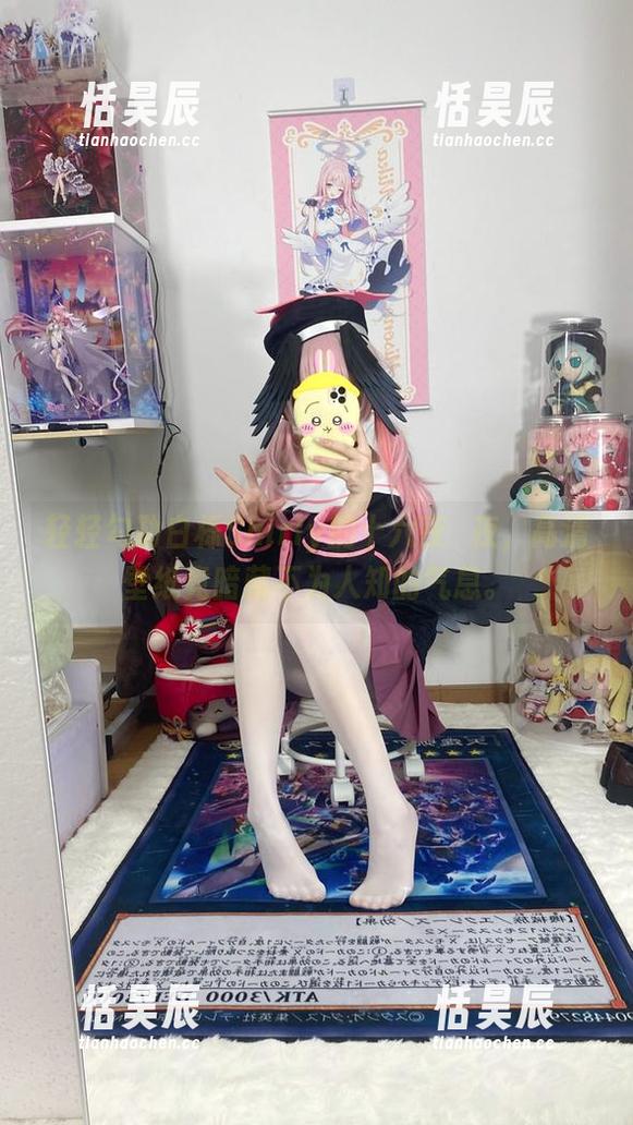 白栎Shirly 轻轻勾勒白栎Shirly的十六夜咲夜,高清壁纸竟暗藏不为人知的气息。