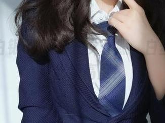别再说白银81不会拍女仆照，白丝与兔耳照出新高度！