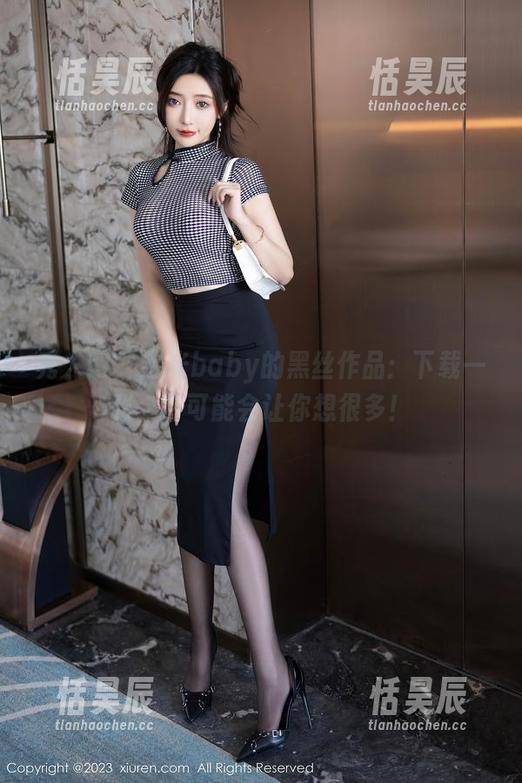 秀人网 - 七米baby的黑丝作品：下载一张，它可能会让你想很多！