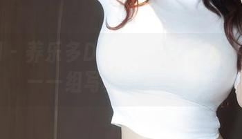 秀人网 - 养乐多Doll与丝袜的微妙关系——一组写真合集分享！