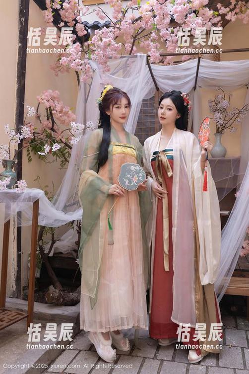 秀人网 - 图片集中营：十九九的白色作品藏了多少白色？我算了一下，可能刚好可以铺满整个沙滩！